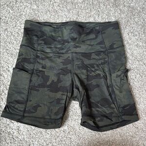 Lululemon Athletica Green Bike Shorts High Waist Performance